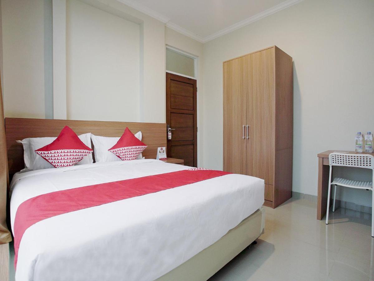 Oyo 415 The Kartini 8 Residence Jakarta Exterior photo