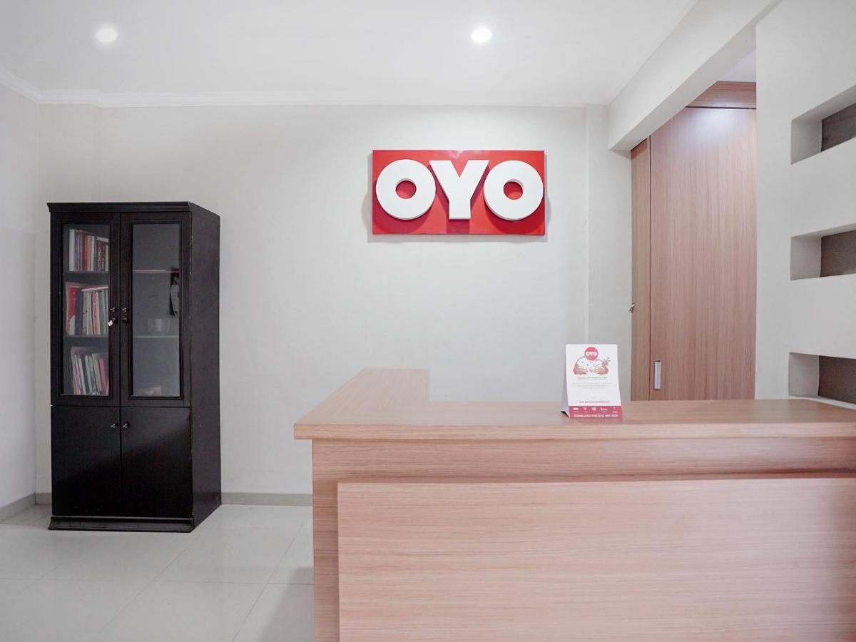 Oyo 415 The Kartini 8 Residence Jakarta Exterior photo